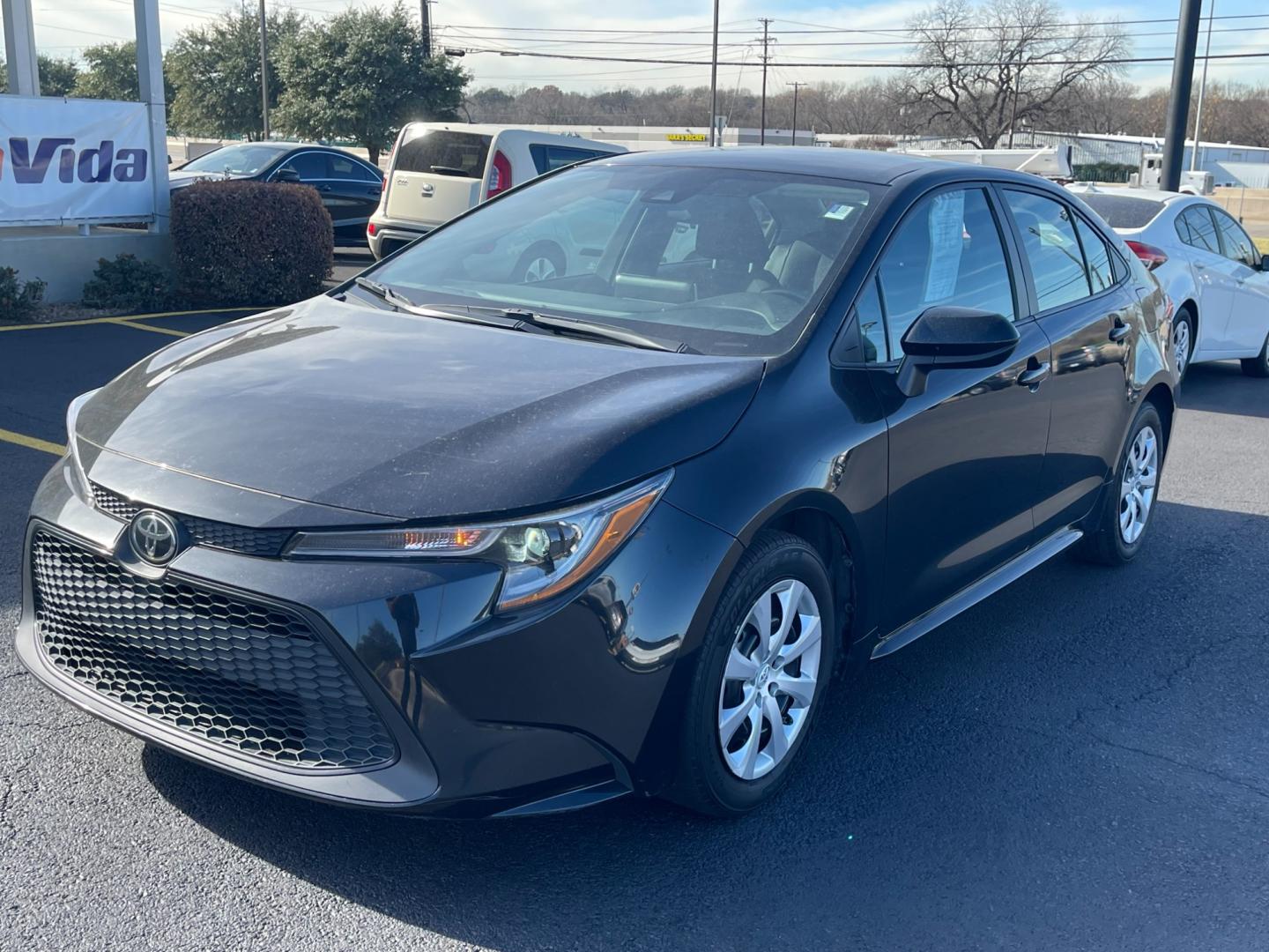 2020 BLACK Toyota Corolla LE (5YFEPRAE7LP) with an 1.8L L4 DOHC 16V engine, CVT transmission, located at 420 I-35E, Lancaster, TX, 75146, (469) 297-4144, 32.593929, -96.823685 - Photo#2