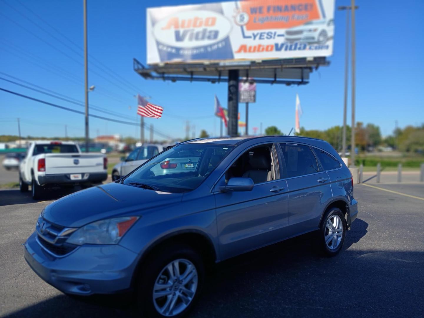 2011 BLUE Honda CR-V EX-L 2WD 5-Speed AT (5J6RE3H76BL) with an 2.4L L4 DOHC 16V engine, 5-Speed Automatic transmission, located at 420 I-35E, Lancaster, TX, 75146, (469) 297-4144, 32.593929, -96.823685 - Photo#0