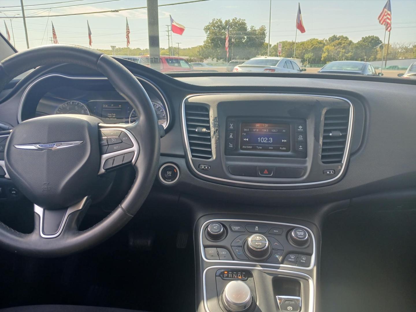 2015 GRAY Chrysler 200 Limited (1C3CCCAB0FN) with an 2.4L L4 DOHC 16V engine, 9-Speed Automatic transmission, located at 420 I-35E, Lancaster, TX, 75146, (469) 297-4144, 32.593929, -96.823685 - Photo#4