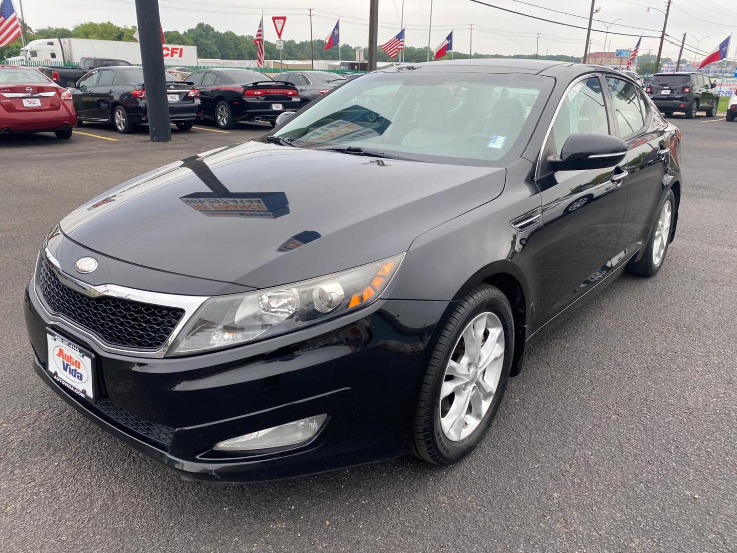 2013 BLACK Kia Optima EX (5XXGN4A72DG) with an 2.4L L4 DOHC 16V engine, 6-Speed Automatic transmission, located at 420 I-35E, Lancaster, TX, 75146, (469) 297-4144, 32.593929, -96.823685 - Photo#1