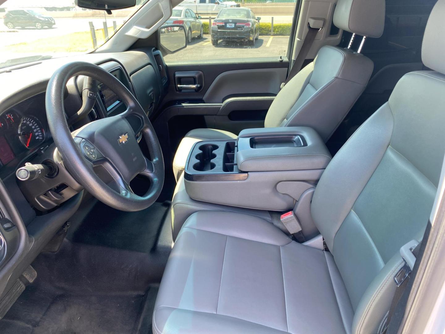 2017 WHITE Chevrolet Silverado 1500 Work Truck Double Cab 2WD (1GCRCNEH9HZ) with an 4.3L V6 OHV 12V engine, 6A transmission, located at 420 I-35E, Lancaster, TX, 75146, (469) 297-4144, 32.593929, -96.823685 - Photo#10