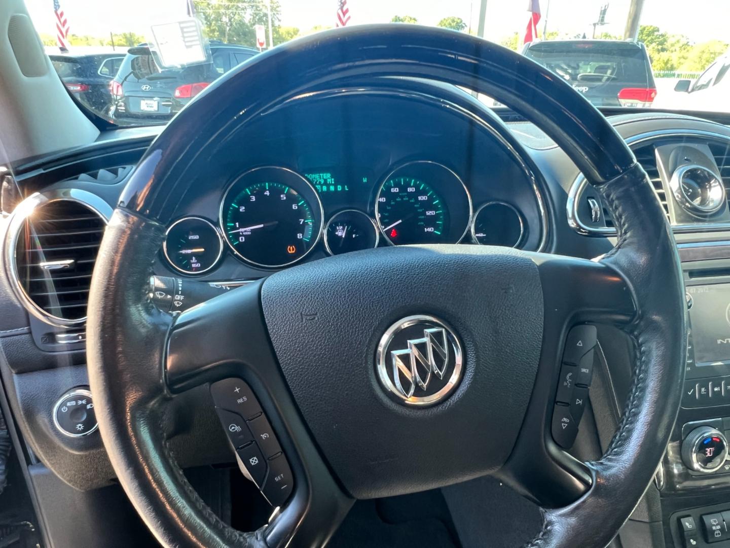 2015 BLACK Buick Enclave Leather FWD (5GAKRBKD5FJ) with an 3.6L V6 DOHC 24V engine, 6-Speed Automatic Overdrive transmission, located at 420 I-35E, Lancaster, TX, 75146, (469) 297-4144, 32.593929, -96.823685 - Photo#8