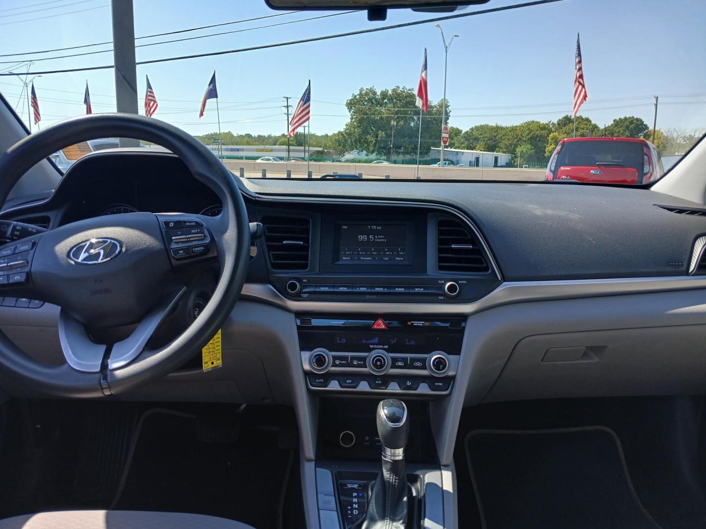 2020 BLUE Hyundai Elantra SE 6AT (5NPD74LF3LH) with an 1.8L L4 DOHC 16V engine, 6A transmission, located at 420 I-35E, Lancaster, TX, 75146, (469) 297-4144, 32.593929, -96.823685 - Photo#3