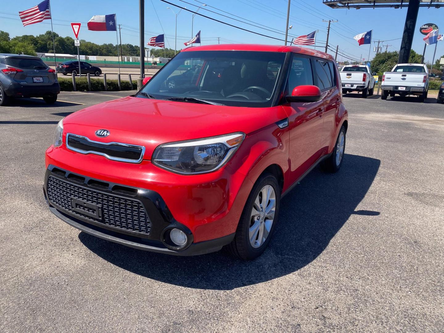 2016 RED Kia Soul + (KNDJP3A51G7) with an 2.0L L4 DOHC 16V engine, 6A transmission, located at 420 I-35E, Lancaster, TX, 75146, (469) 297-4144, 32.593929, -96.823685 - Photo#7