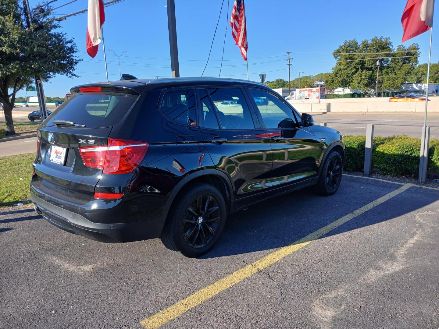 2017 BLACK BMW X3 sDrive28i (5UXWZ7C30H0) with an 2.0L L4 DOHC 16V engine, 8A transmission, located at 420 I-35E, Lancaster, TX, 75146, (469) 297-4144, 32.593929, -96.823685 - Photo#2