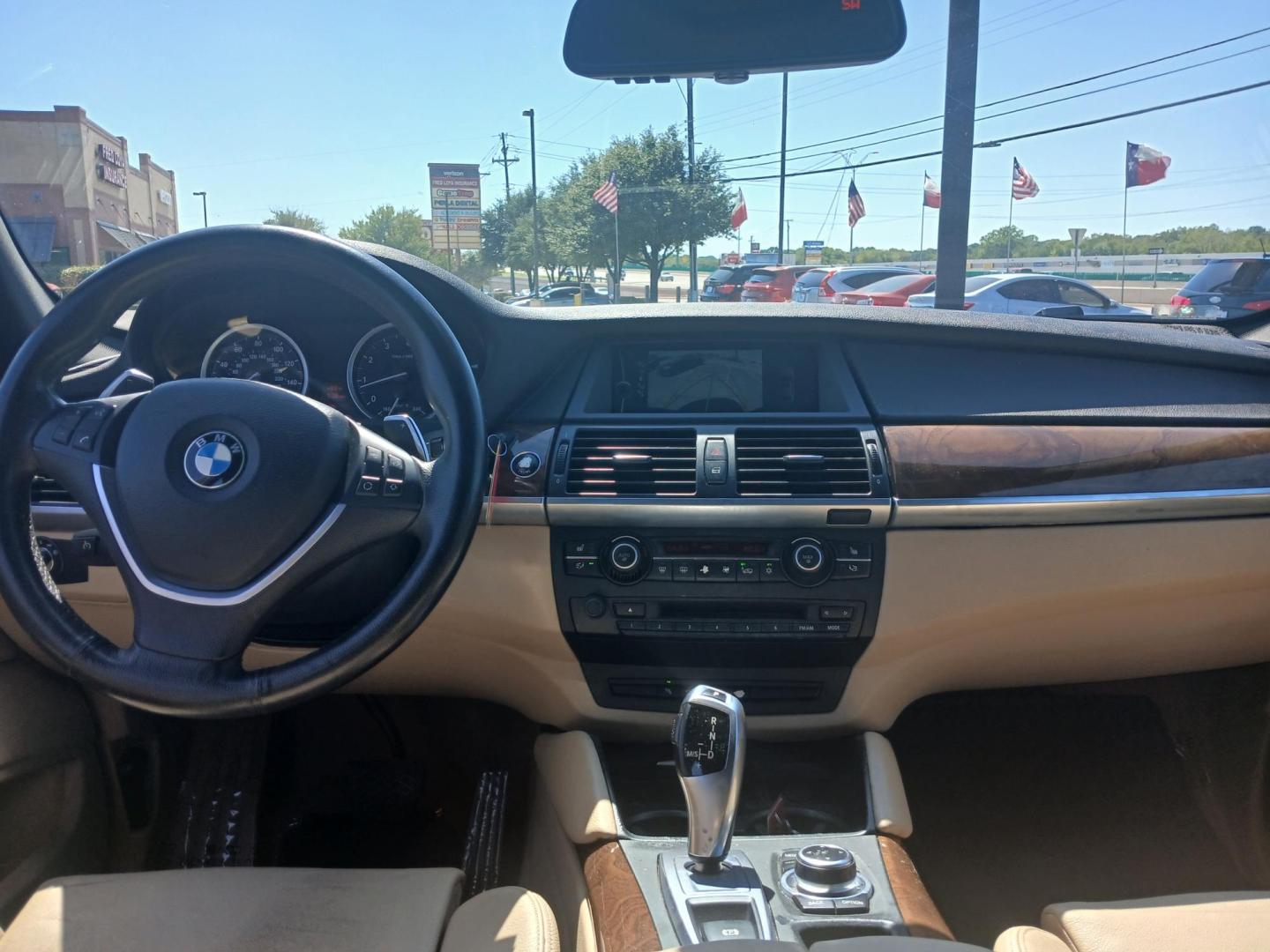 2013 BLACK BMW X6 xDrive35i (5UXFG2C5XDL) with an 3.0L L6 DOHC 24V engine, 8-Speed Automatic transmission, located at 420 I-35E, Lancaster, TX, 75146, (469) 297-4144, 32.593929, -96.823685 - Photo#2