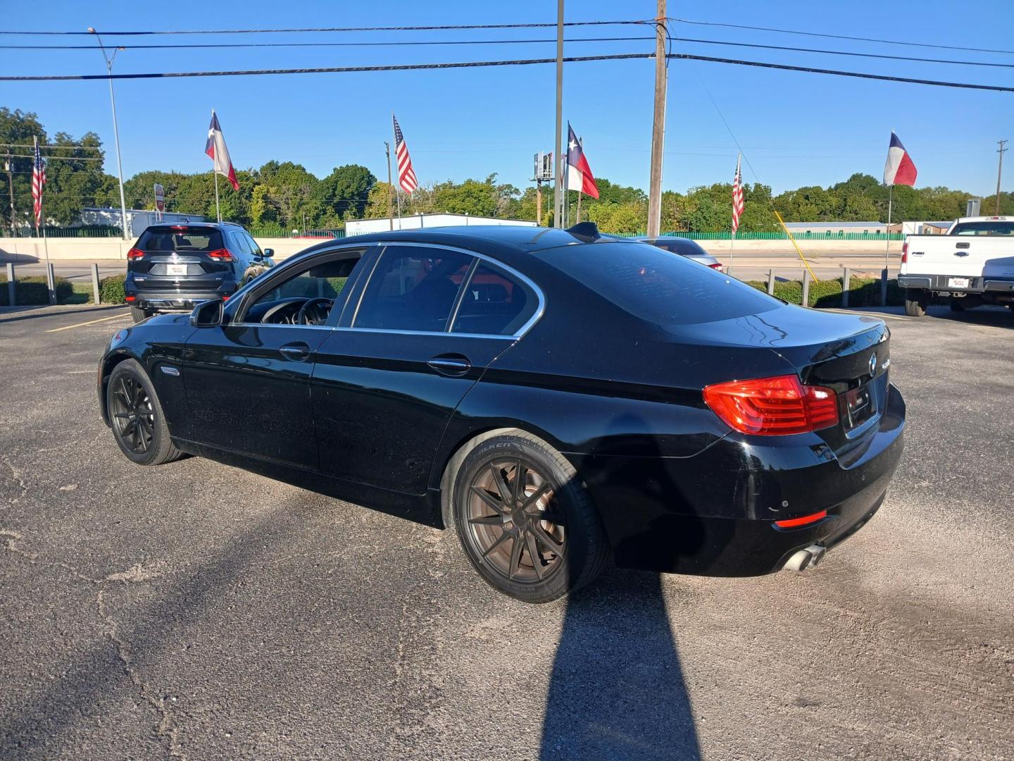 2015 BLACK BMW 5-Series 528i (WBA5A5C5XFD) with an 2.0L L4 DOHC 16V TURBO engine, 8-Speed Automatic transmission, located at 420 I-35E, Lancaster, TX, 75146, (469) 297-4144, 32.593929, -96.823685 - Photo#2