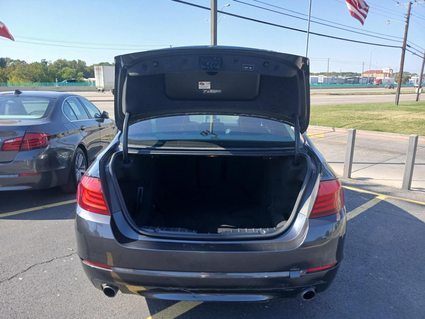 2013 GRAY BMW 5-Series 535i (WBAFR7C59DC) with an 3.0L L6 DOHC 24V engine, located at 420 I-35E, Lancaster, TX, 75146, (469) 297-4144, 32.593929, -96.823685 - Photo#3