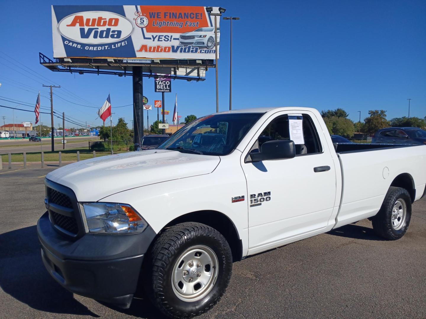 2019 WHITE RAM 1500 Classic Tradesman Regular Cab LWB 4WD (3C6JR7DT3KG) with an 5.7L V8 OHV 16V engine, 8A transmission, located at 420 I-35E, Lancaster, TX, 75146, (469) 297-4144, 32.593929, -96.823685 - Photo#0