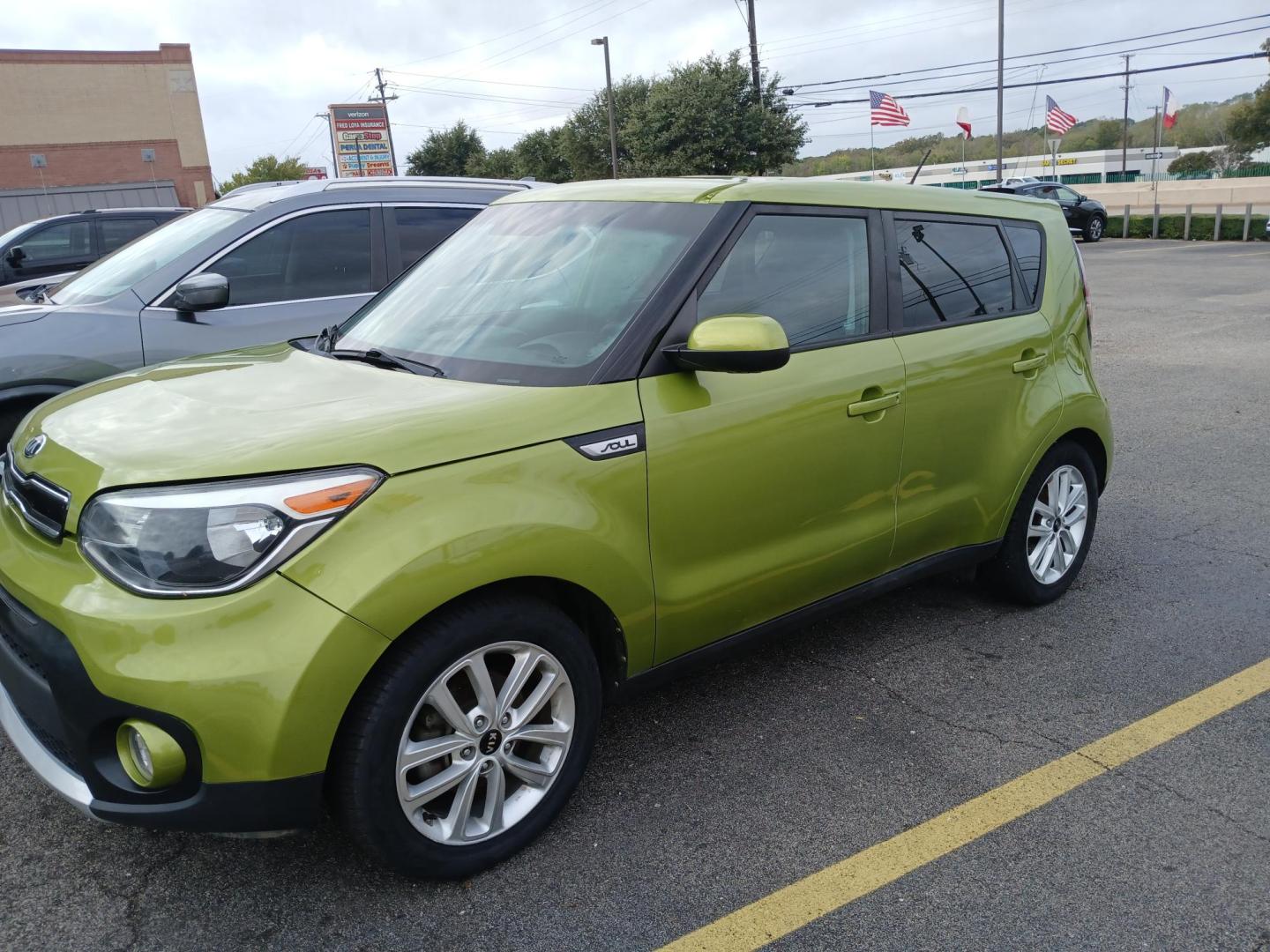 2017 GREEN Kia Soul + (KNDJP3A59H7) with an 2.0L L4 DOHC 16V engine, 6A transmission, located at 420 I-35E, Lancaster, TX, 75146, (469) 297-4144, 32.593929, -96.823685 - Photo#0