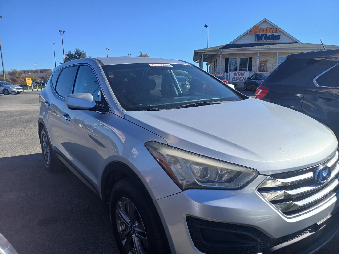 2016 SILVER Hyundai Santa Fe Sport 2.4 FWD (5XYZT3LB8GG) with an 2.4L L4 DOHC 16V engine, 6-Speed Automatic transmission, located at 420 I-35E, Lancaster, TX, 75146, (469) 297-4144, 32.593929, -96.823685 - Photo#0