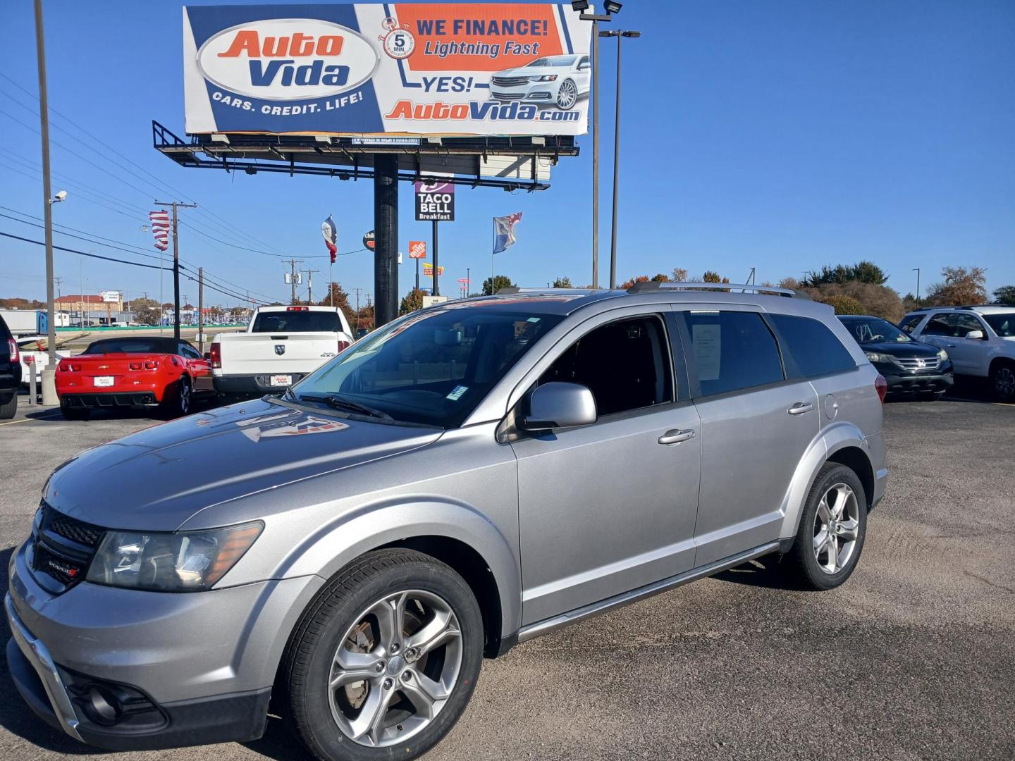 2017 SILVER Dodge Journey Crossroad Plus FWD (3C4PDCGG2HT) with an 3.6L V6 DOHC 24V engine, 4A transmission, located at 420 I-35E, Lancaster, TX, 75146, (469) 297-4144, 32.593929, -96.823685 - Photo#0