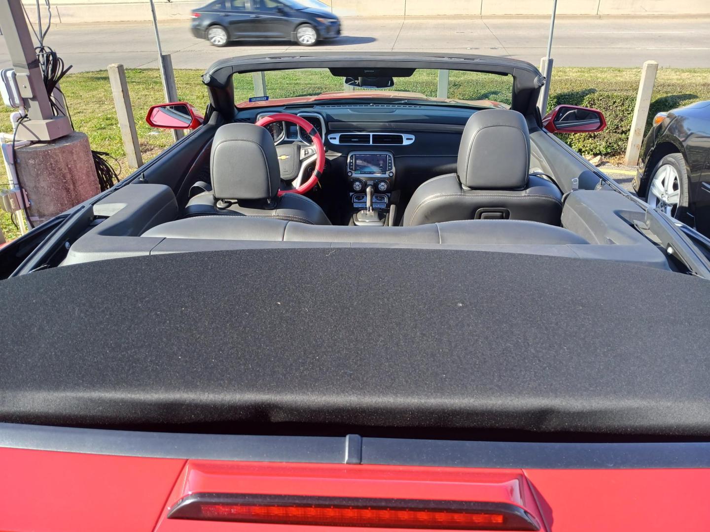 2013 RED Chevrolet Camaro Convertible 2LT (2G1FC3D33D9) with an 3.6L V6 DOHC 24V FFV engine, 6-Speed Automatic transmission, located at 420 I-35E, Lancaster, TX, 75146, (469) 297-4144, 32.593929, -96.823685 - Photo#7