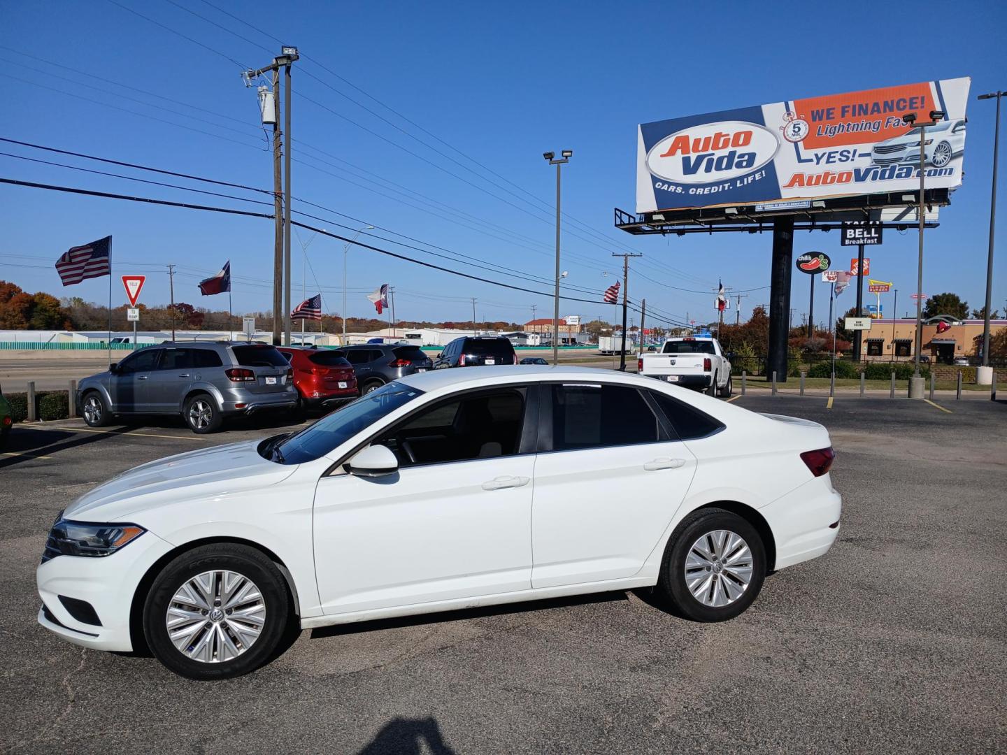 2019 WHITE Volkswagen Jetta 1.4T S 8A (3VWCB7BU6KM) with an 1.4L L4 DOHC 20V engine, 8A transmission, located at 420 I-35E, Lancaster, TX, 75146, (469) 297-4144, 32.593929, -96.823685 - Photo#1