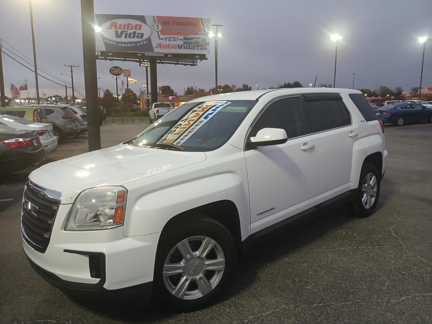 2016 WHITE GMC Terrain SLE1 FWD (2GKALMEK1G6) with an 2.4L L4 DOHC 16V engine, 6A transmission, located at 420 I-35E, Lancaster, TX, 75146, (469) 297-4144, 32.593929, -96.823685 - Photo#0