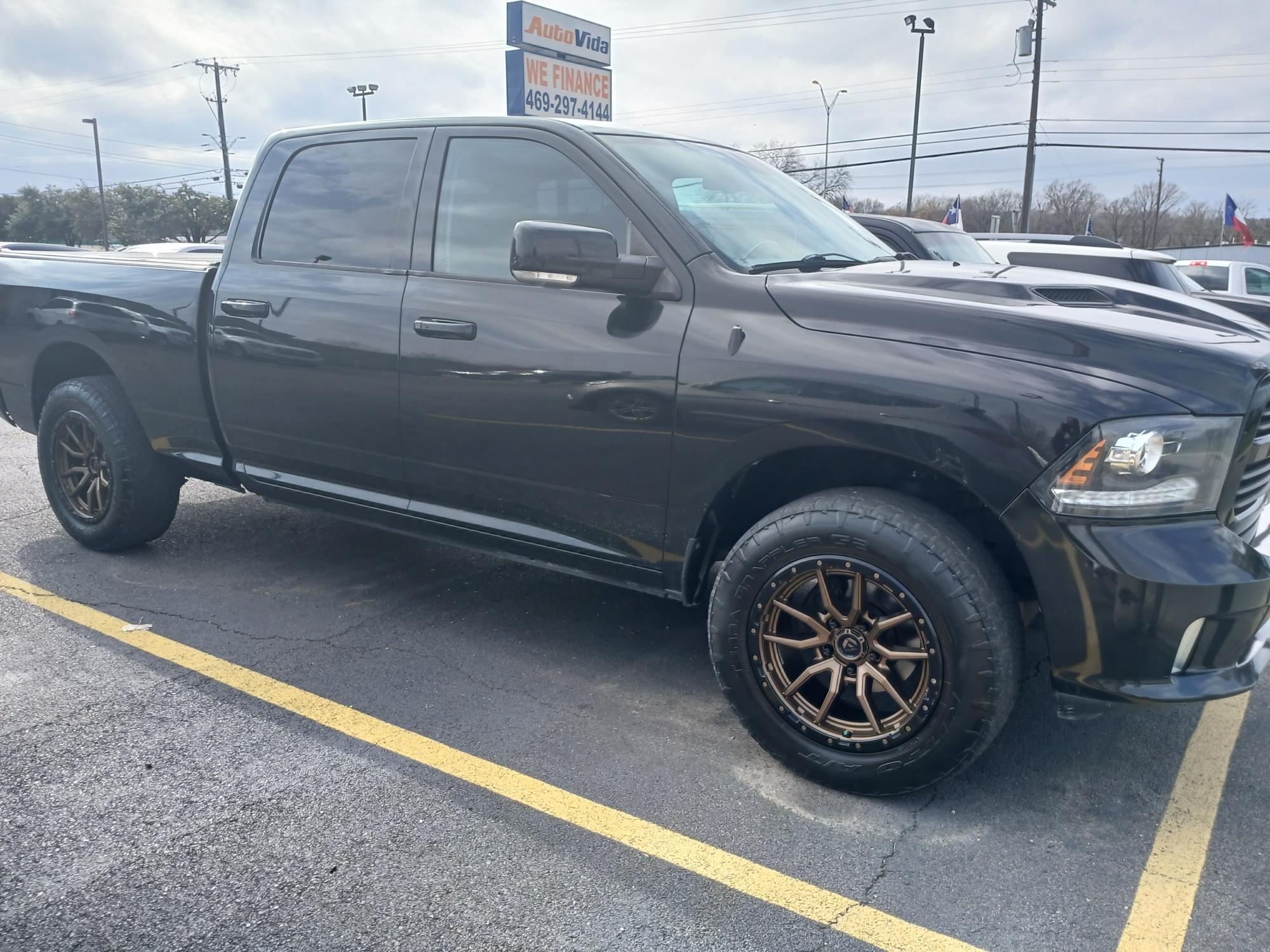 2016 RAM 1500 Sport Crew Cab LWB 4WD