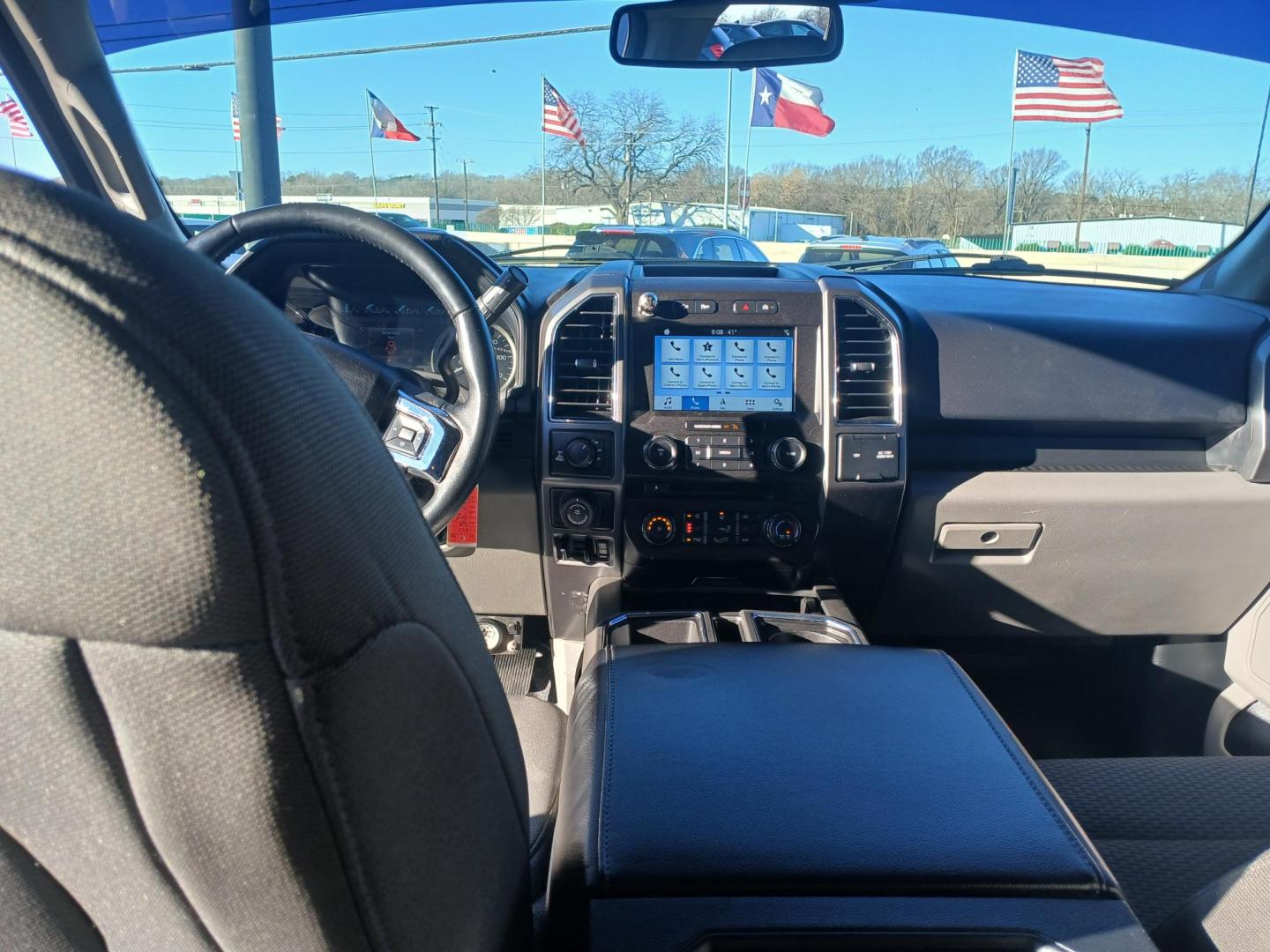 2018 GRAY Ford F-150 XLT SuperCrew 5.5-ft. Bed 4WD (1FTEW1EG3JK) with an 3.5L V6 TURBO engine, 6A transmission, located at 420 I-35E, Lancaster, TX, 75146, (469) 297-4144, 32.593929, -96.823685 - Photo#8