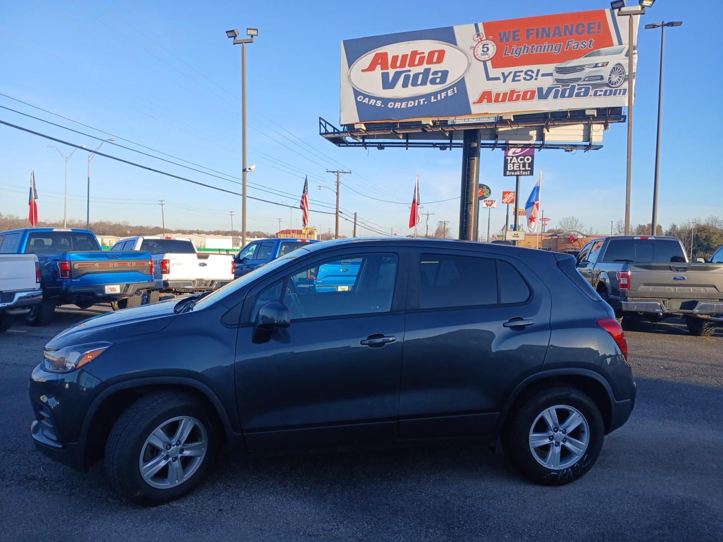 2019 GRAY Chevrolet Trax LS FWD (3GNCJKSB6KL) with an 1.4L L4 DOHC 16V engine, 6A transmission, located at 420 I-35E, Lancaster, TX, 75146, (469) 297-4144, 32.593929, -96.823685 - Photo#1