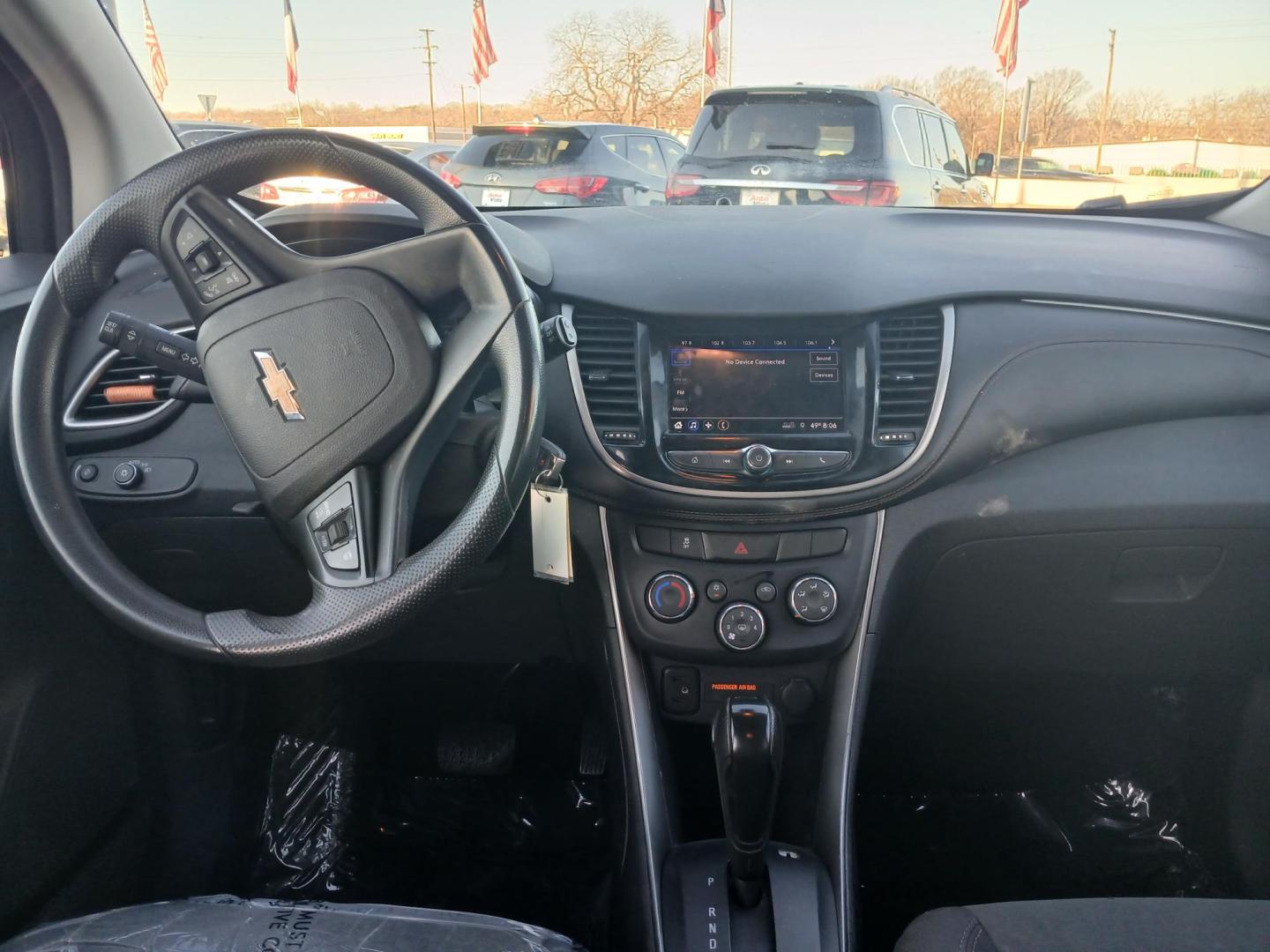 2019 GRAY Chevrolet Trax LS FWD (3GNCJKSB6KL) with an 1.4L L4 DOHC 16V engine, 6A transmission, located at 420 I-35E, Lancaster, TX, 75146, (469) 297-4144, 32.593929, -96.823685 - Photo#3