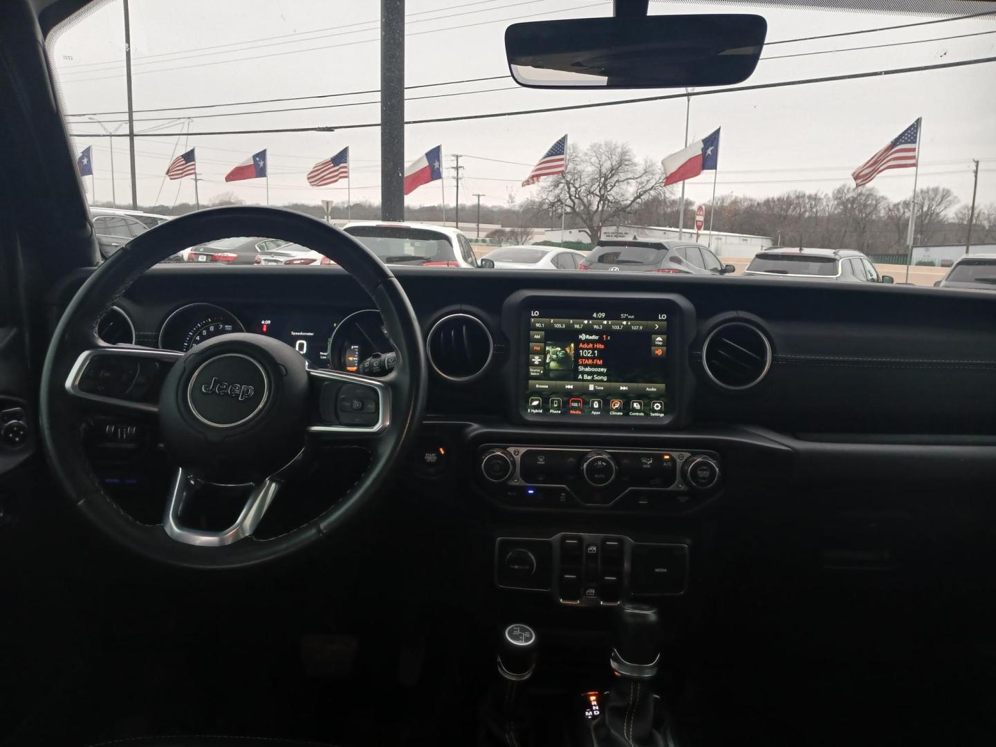 2021 GRAY Jeep Wrangler Unlimited Sahara 4XE (1C4JJXP60MW) with an 2.0L L4 DOHC 16V HYBRID engine, 8A transmission, located at 420 I-35E, Lancaster, TX, 75146, (469) 297-4144, 32.593929, -96.823685 - Photo#7