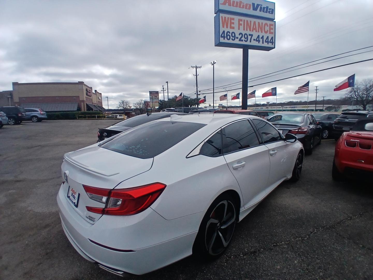 2018 WHITE Honda Accord Sport CVT (1HGCV2F37JA) with an 1.5L L4 DOHC 16V engine, CVT transmission, located at 420 I-35E, Lancaster, TX, 75146, (469) 297-4144, 32.593929, -96.823685 - Photo#1